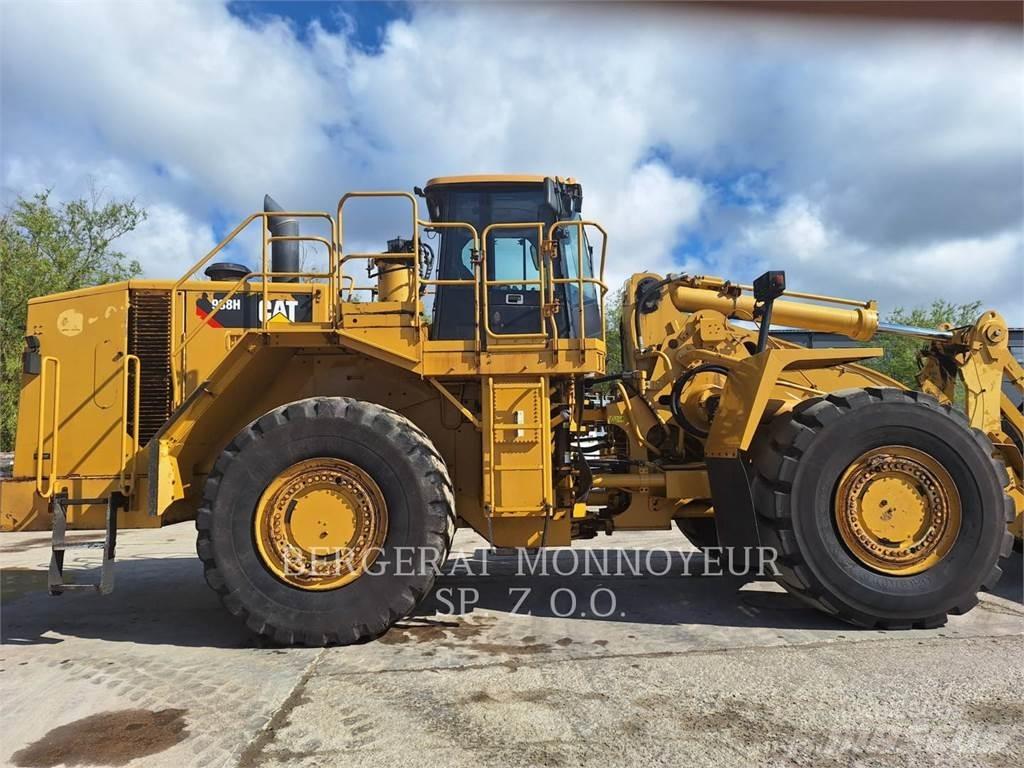 CAT 988H Фронтальні навантажувачі