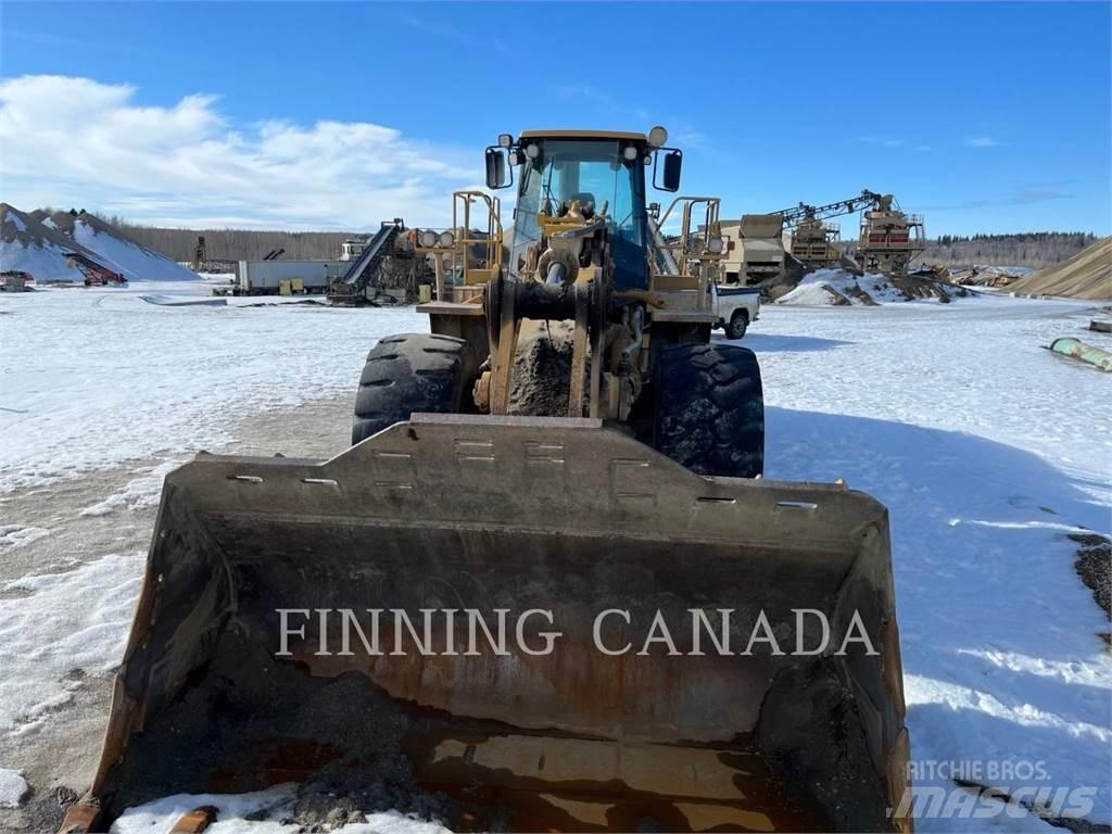 CAT 988H Фронтальні навантажувачі