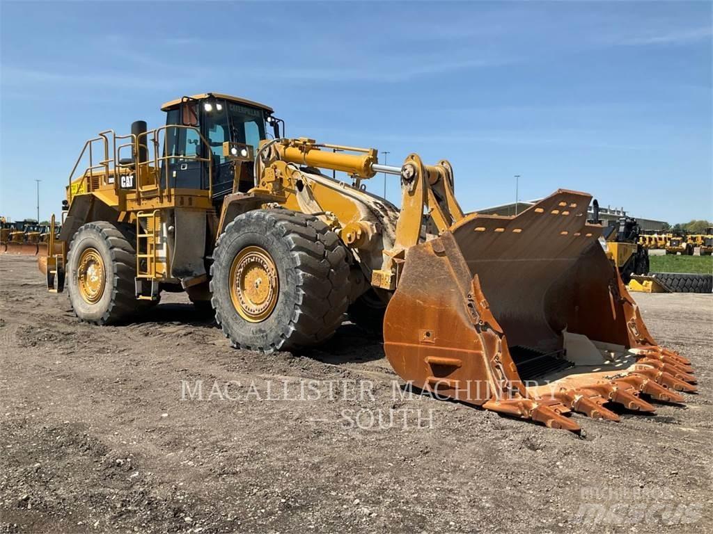 CAT 988H Фронтальні навантажувачі