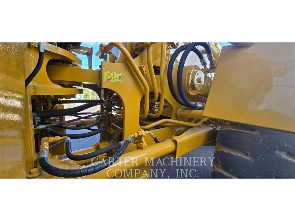 CAT 988H RBLD Фронтальні навантажувачі