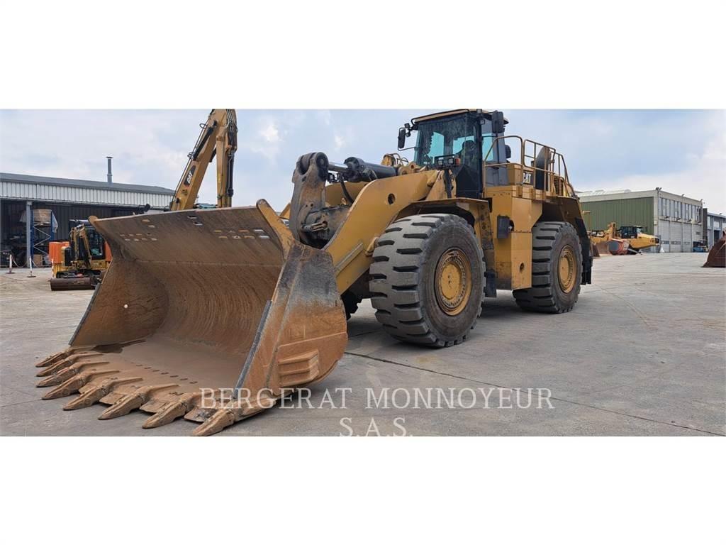 CAT 988K Фронтальні навантажувачі
