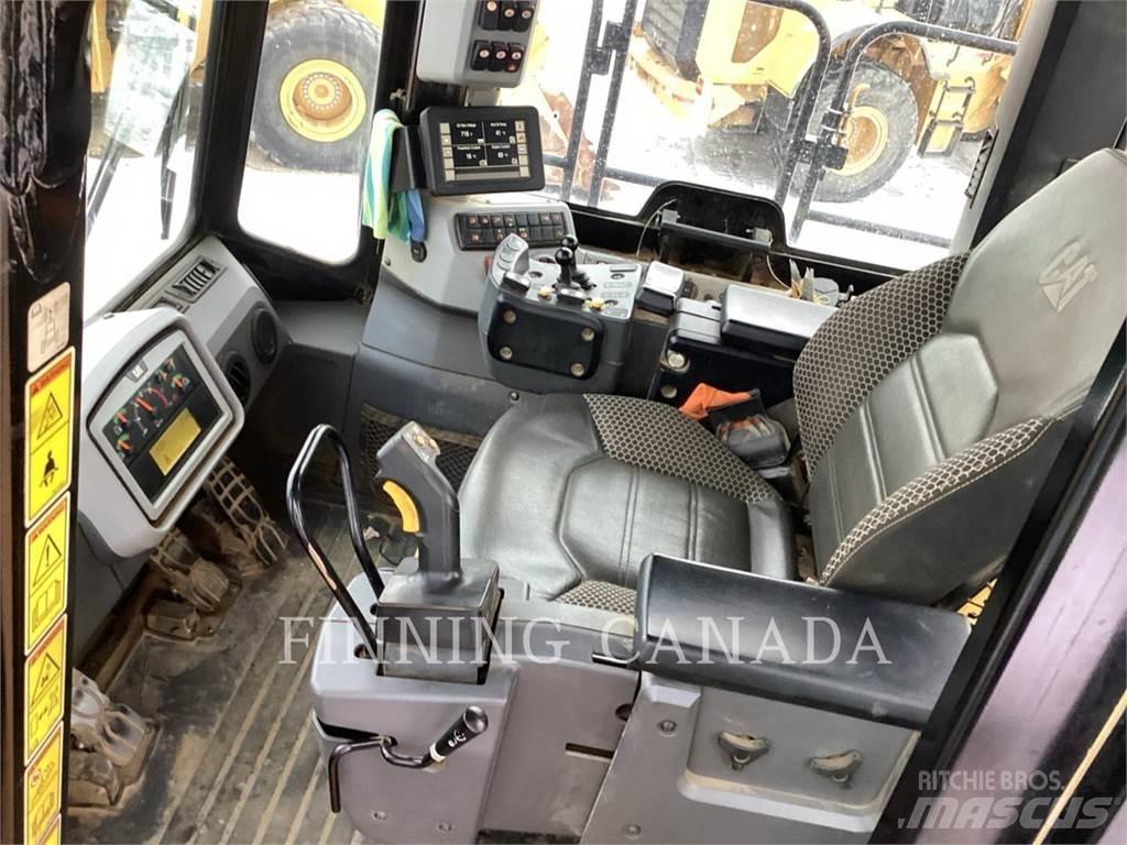 CAT 988K Фронтальні навантажувачі