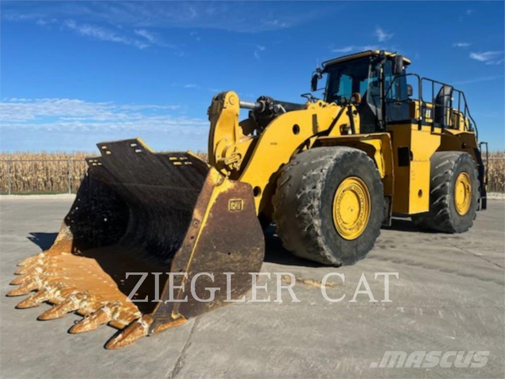 CAT 988K Фронтальні навантажувачі