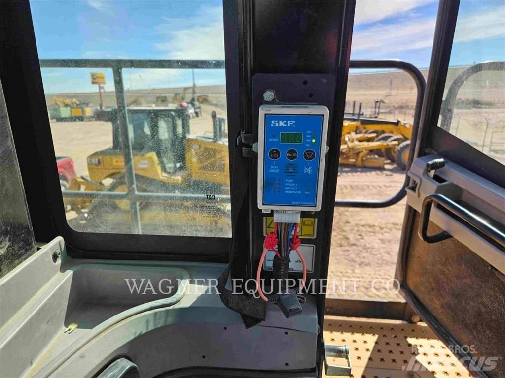 CAT 988K HL Фронтальні навантажувачі