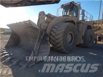 CAT 990 Фронтальні навантажувачі