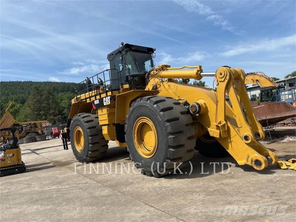 CAT 992K Фронтальні навантажувачі