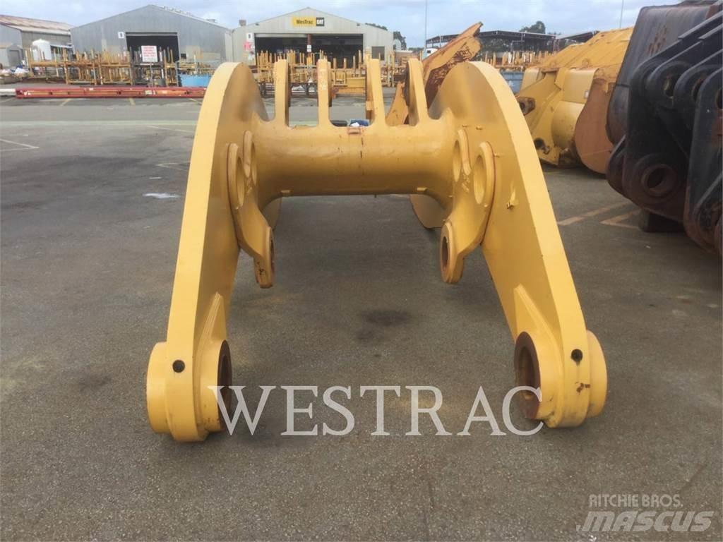 CAT 993K Колінчаті підйомники