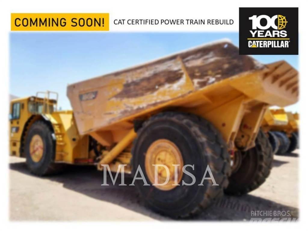 CAT AD45B Зчленовані самоскиди