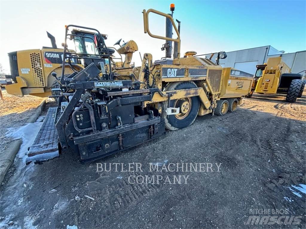 CAT AP-1000B Асфальтовкладачі