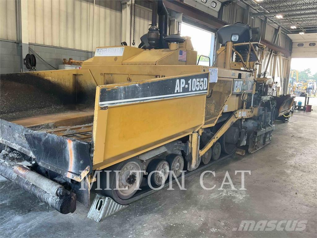 CAT AP-1055D Асфальтовкладачі