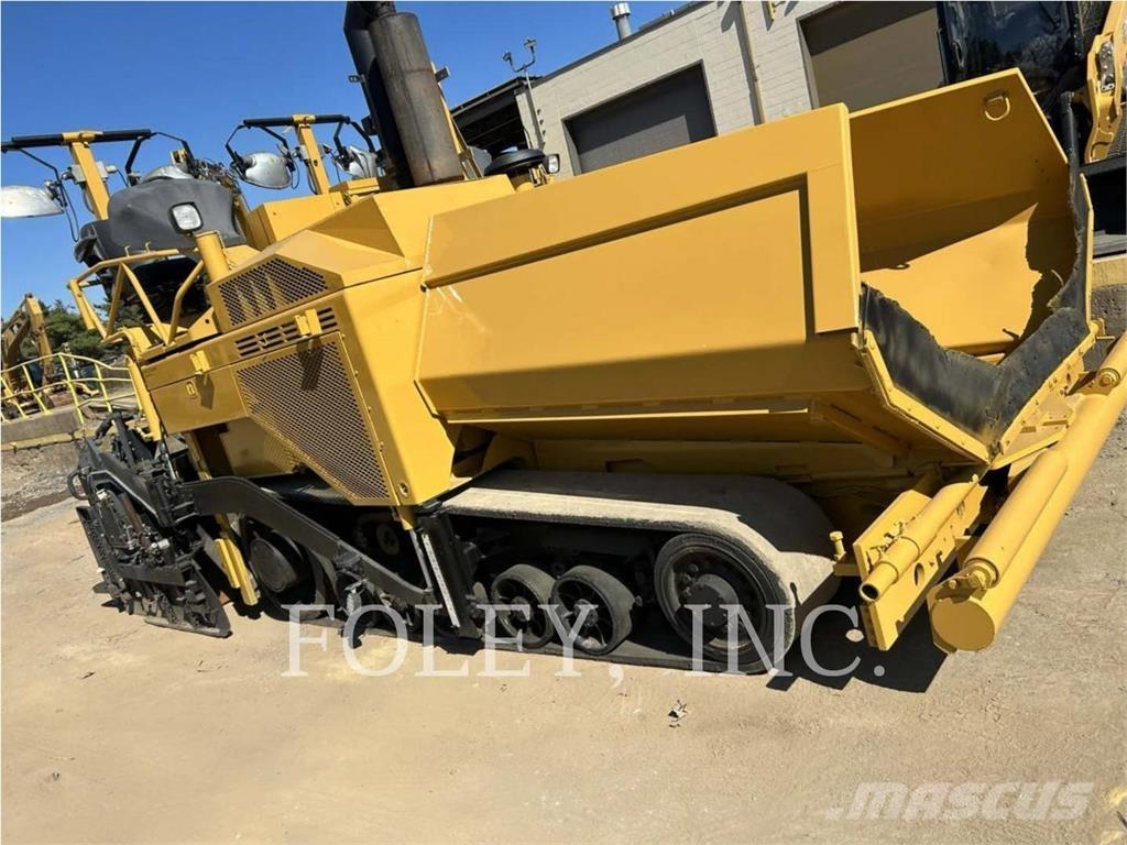 CAT AP-1055D Асфальтовкладачі