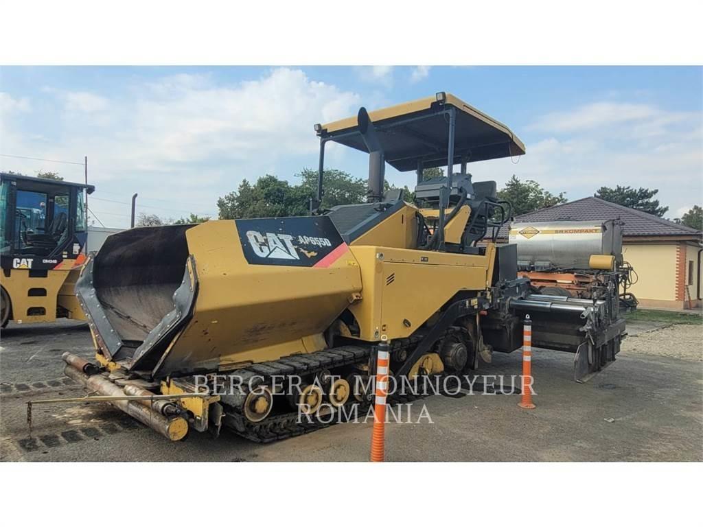CAT AP-655D Асфальтовкладачі