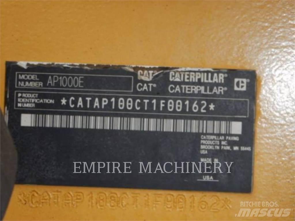 CAT AP1000E Асфальтовкладачі