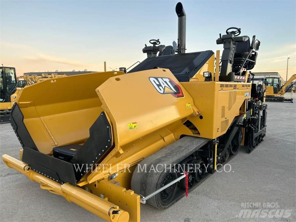 CAT AP1055 Асфальтовкладачі