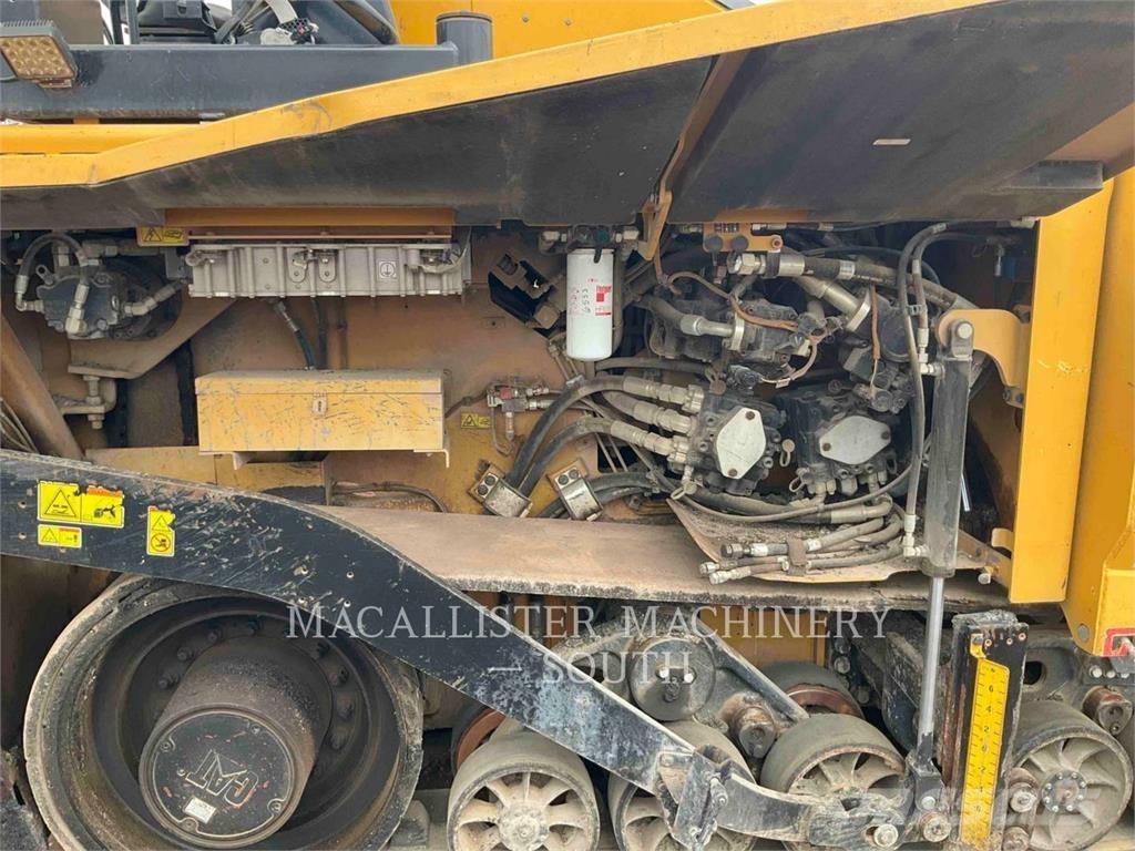 CAT AP1055F Асфальтовкладачі