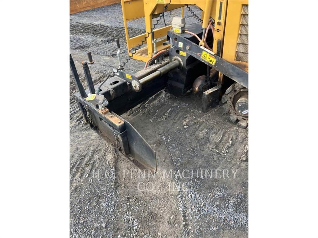 CAT AP255E Асфальтовкладачі