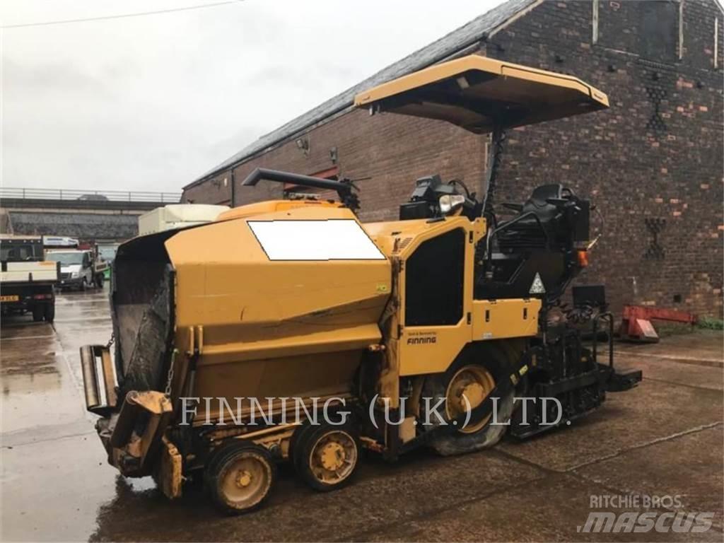 CAT AP300F Асфальтовкладачі