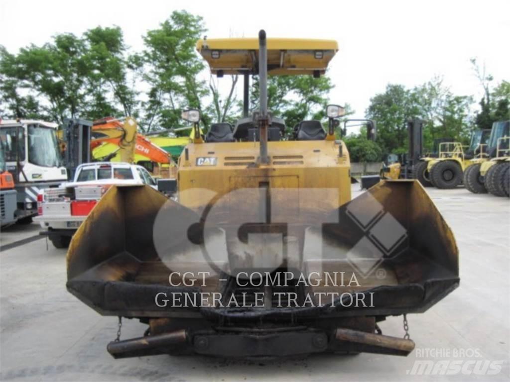 CAT AP300F Асфальтовкладачі