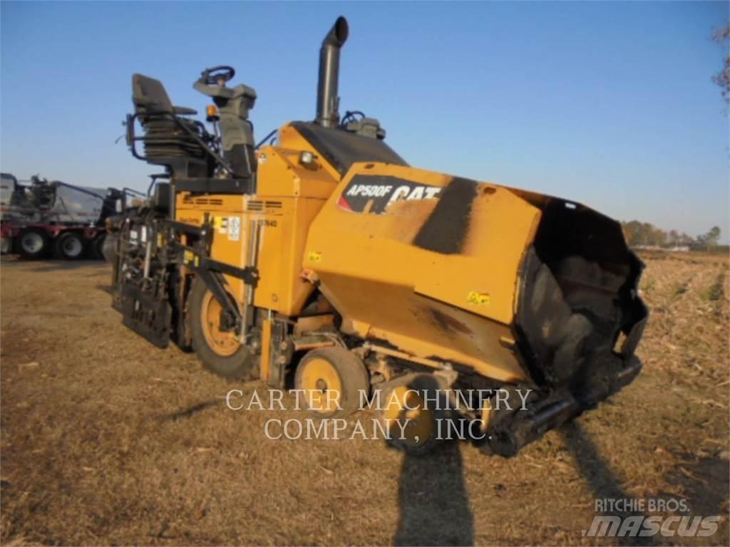 CAT AP500F Асфальтовкладачі