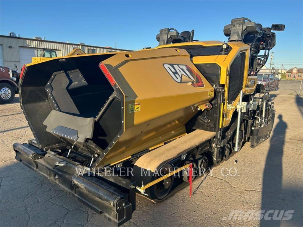 CAT AP555 Асфальтовкладачі