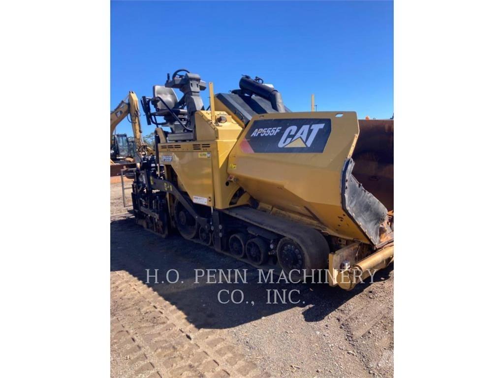 CAT AP555F Асфальтовкладачі