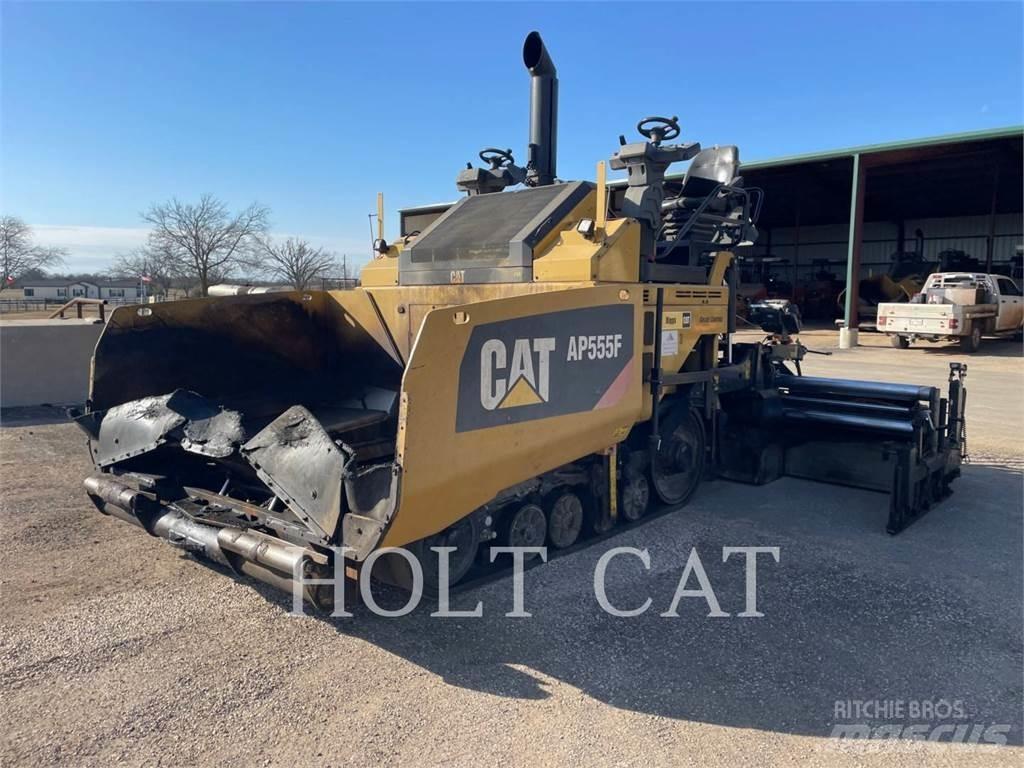 CAT AP555F Грунтові котки