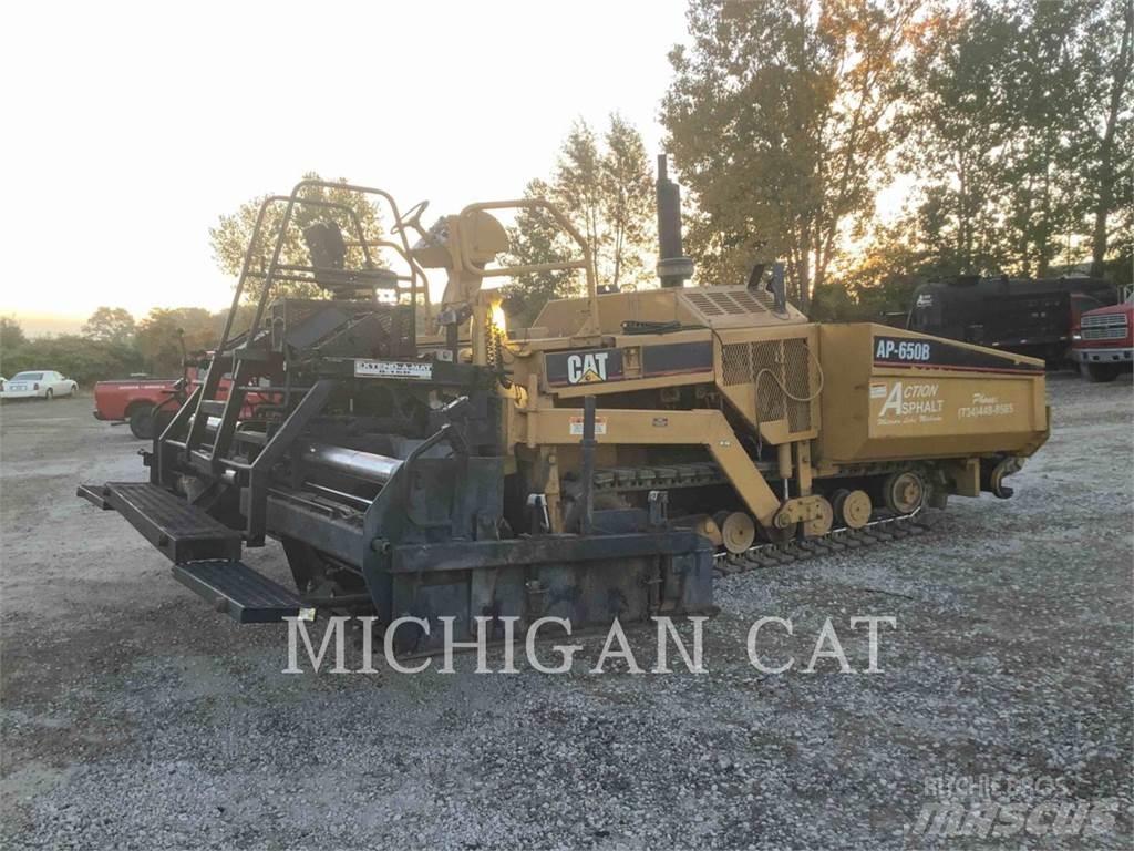 CAT AP650B Асфальтовкладачі