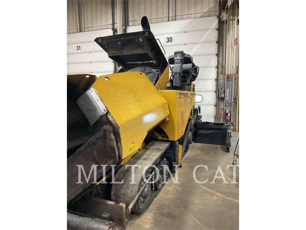 CAT AP655F Асфальтовкладачі