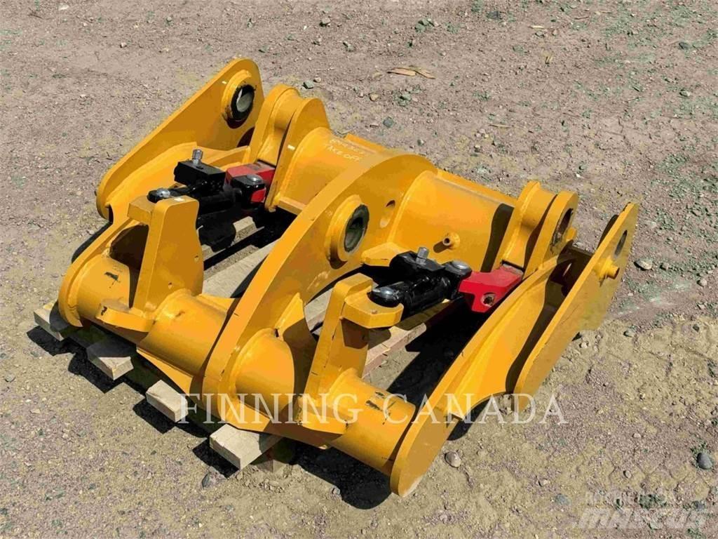 CAT ATTACHMENTS 920 Швидкі з`єднувачі