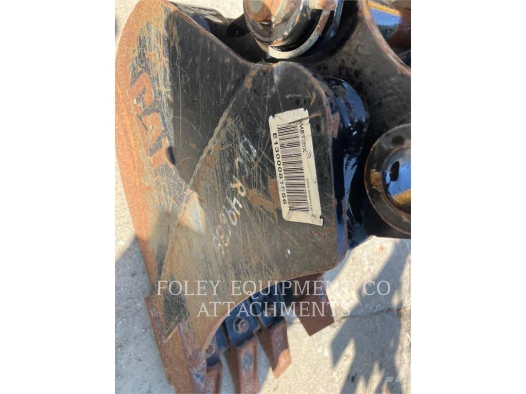 CAT BK301P09 Гусеничні екскаватори