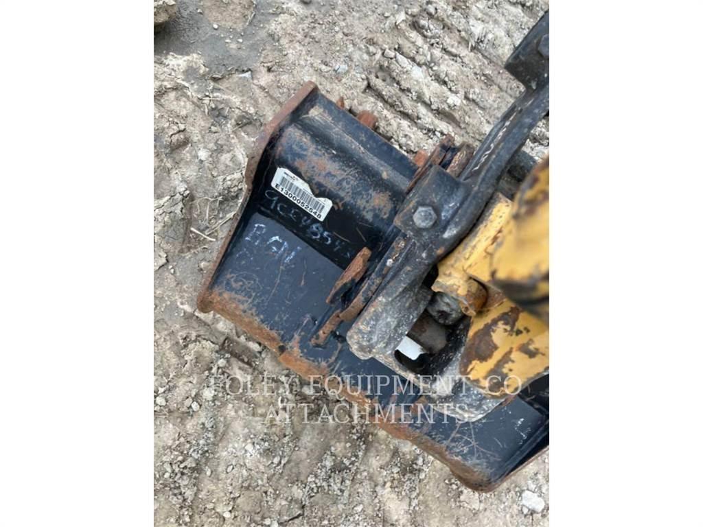 CAT BK301P20 Гусеничні екскаватори
