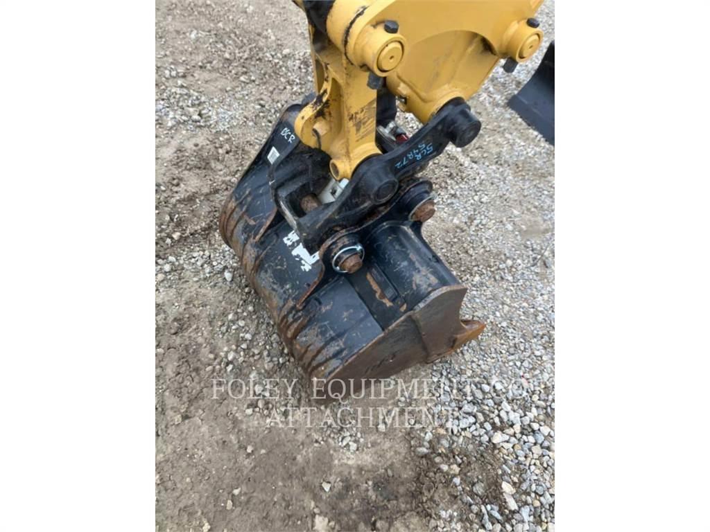 CAT BK302P24 Гусеничні екскаватори