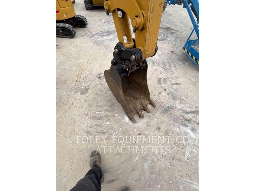 CAT BK305P20 Гусеничні екскаватори