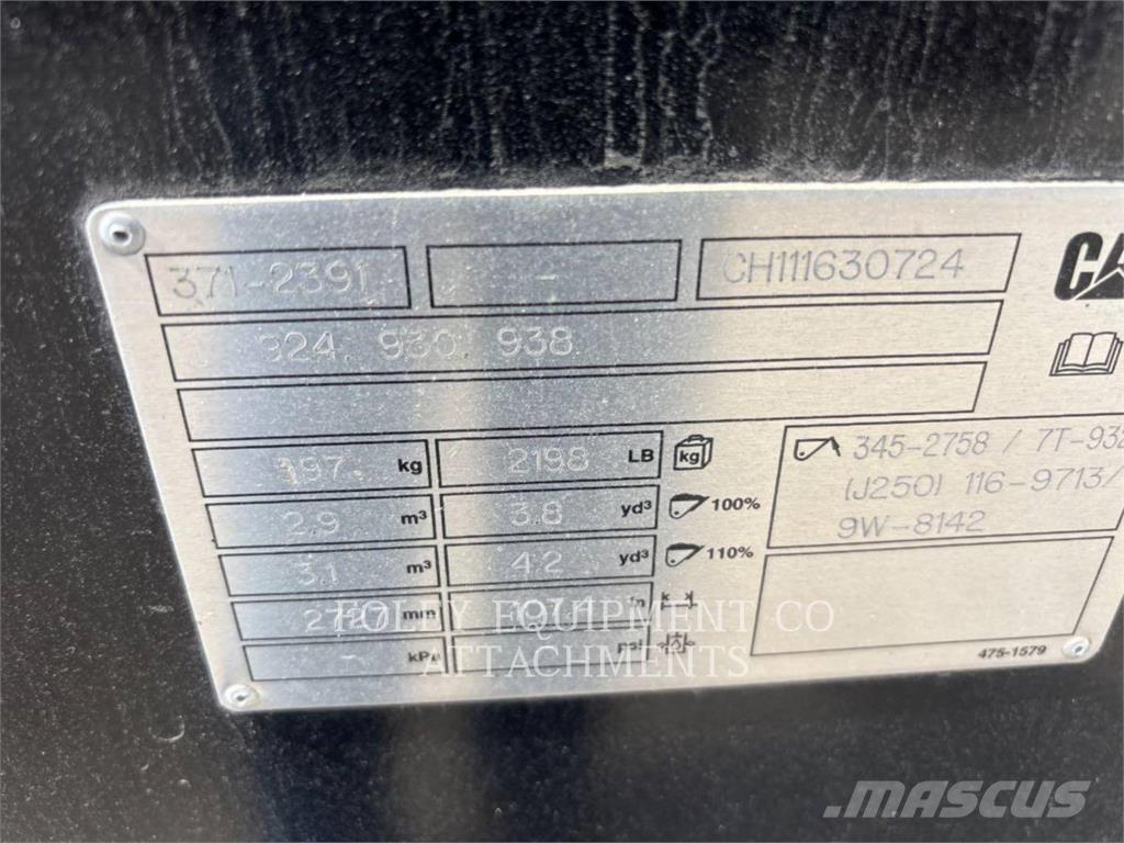 CAT BK38F38GP Фронтальні навантажувачі