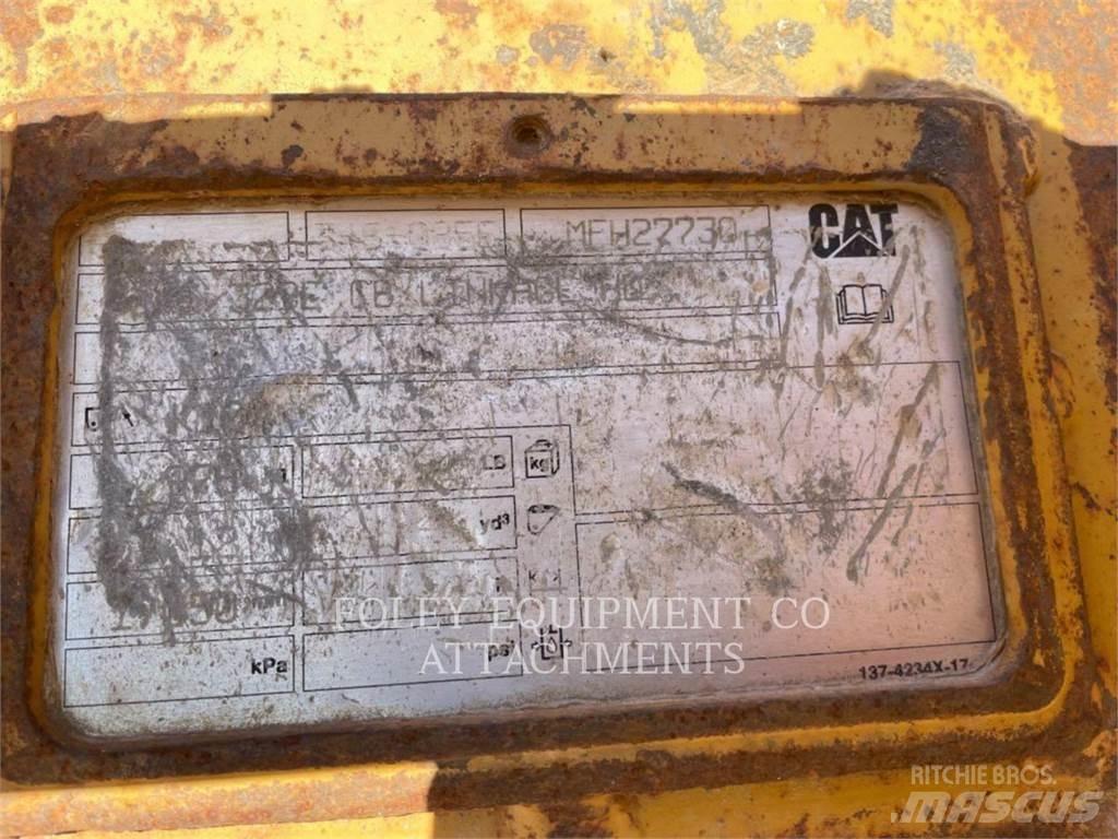 CAT BKHEXPCB42 Гусеничні екскаватори