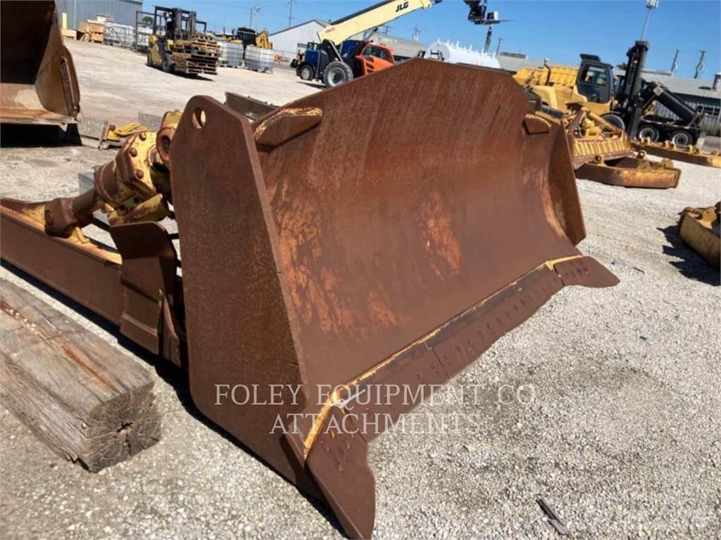 CAT BLD8TSU Гусеничні бульдозери