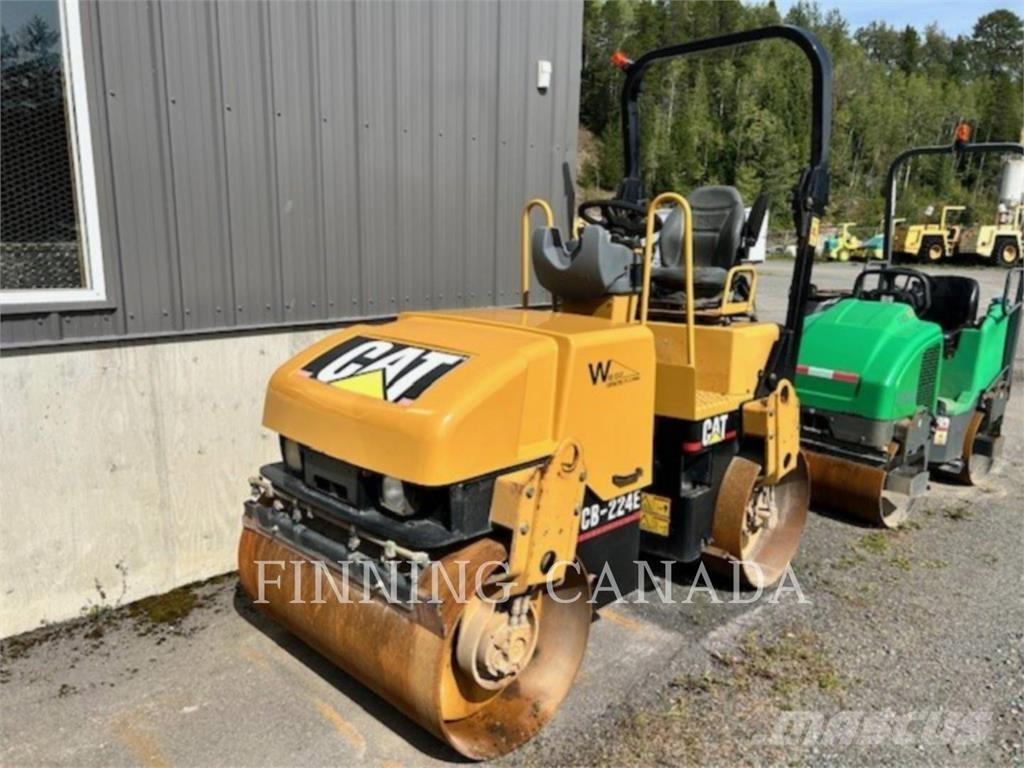 CAT CB-224E Ущільнювачі грунту