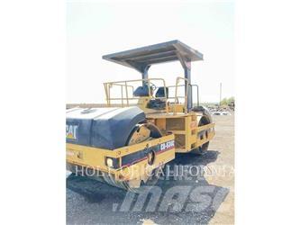 CAT CB-634C Котки тротуарні