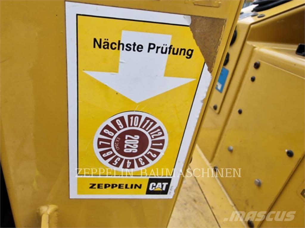 CAT CB1.7 Ущільнювачі грунту