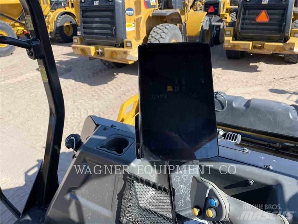 CAT CB10 Ущільнювачі грунту