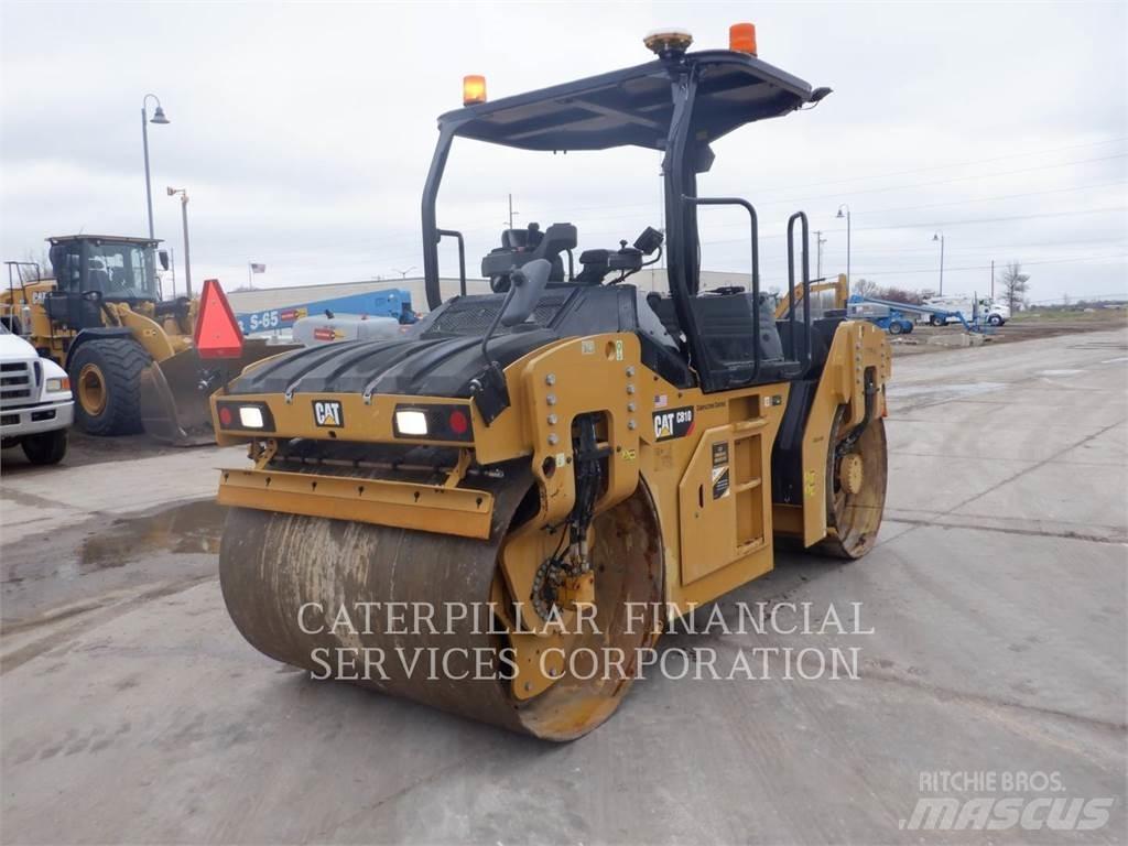 CAT CB10 Котки тротуарні