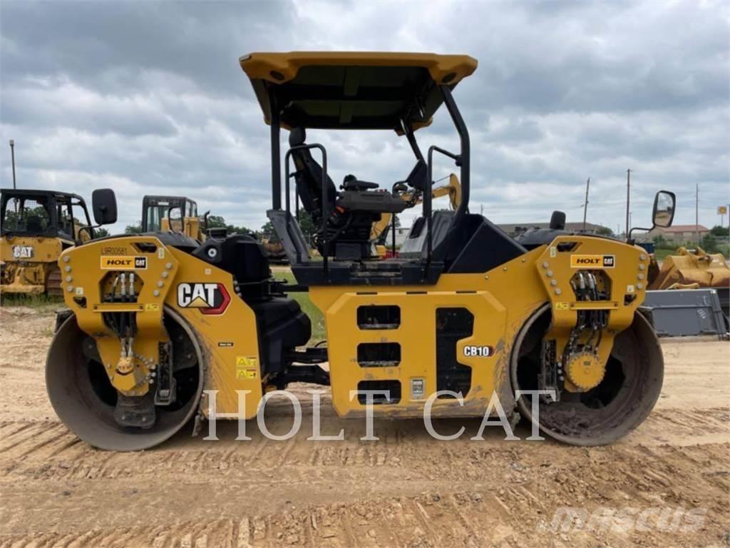 CAT CB10 Грунтові котки
