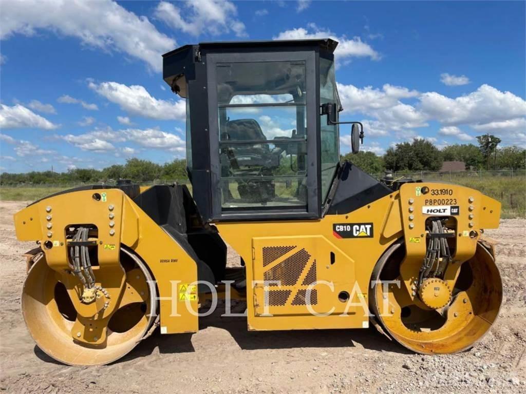 CAT CB10 Грунтові котки