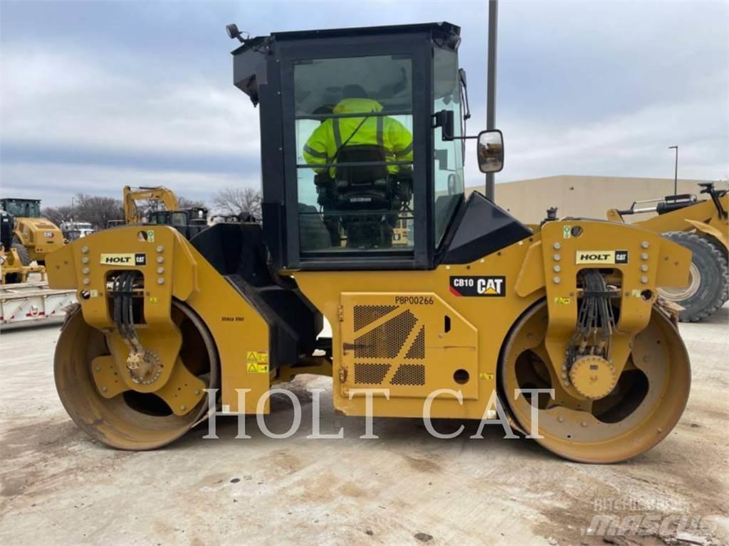 CAT CB10 Грунтові котки