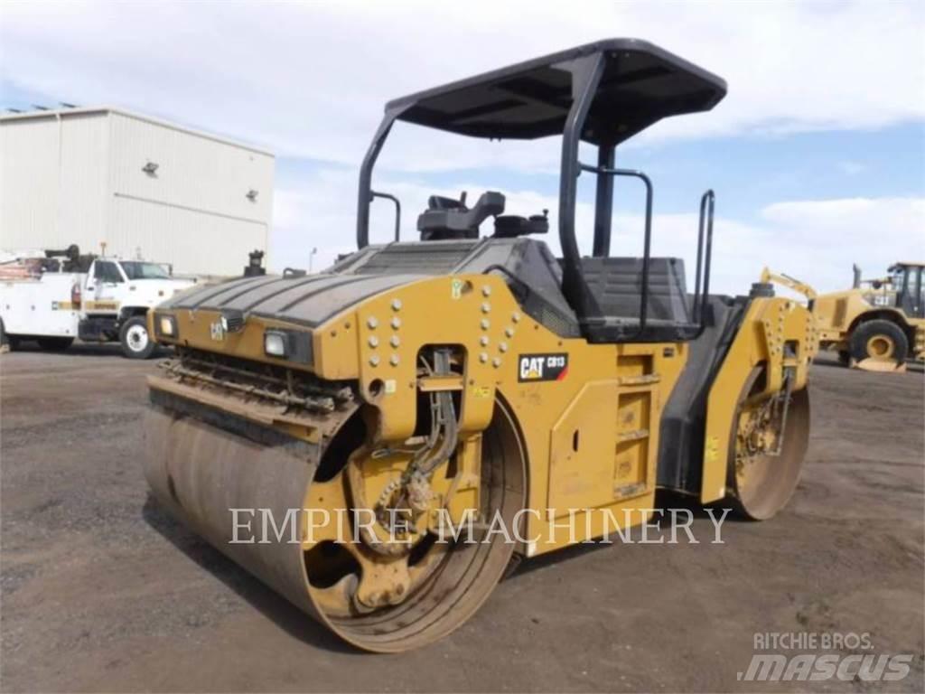 CAT CB13 Котки тротуарні