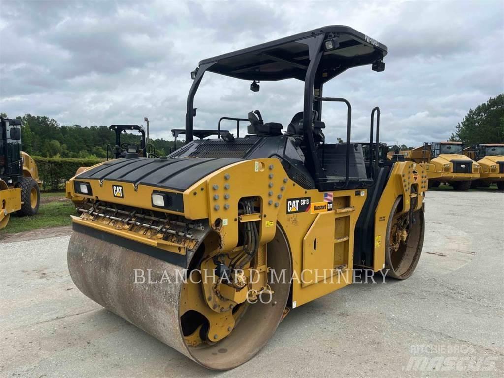 CAT CB13 Котки тротуарні