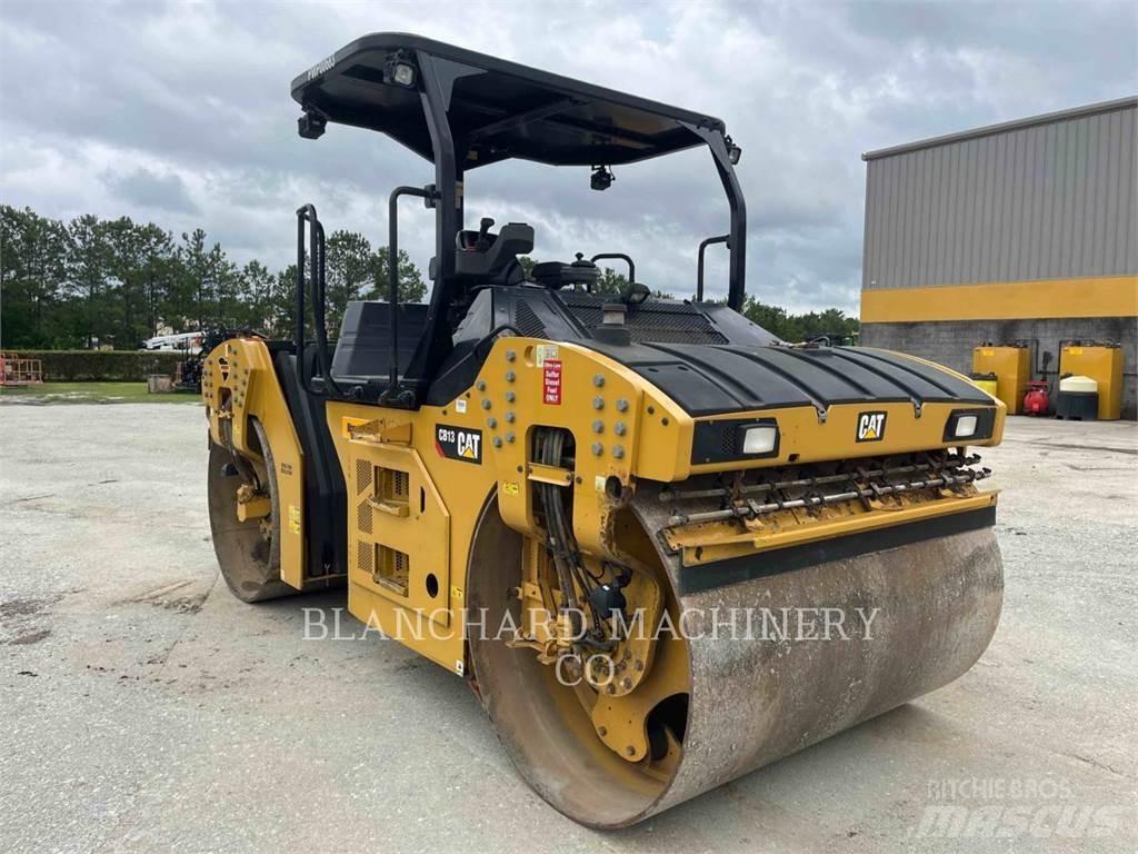 CAT CB13 Котки тротуарні