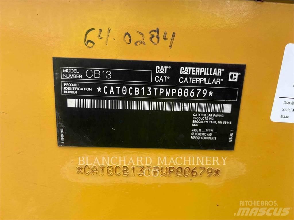 CAT CB13 Котки тротуарні