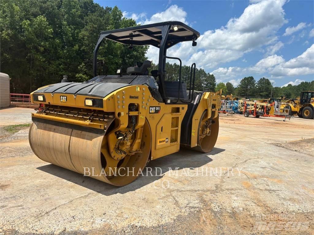 CAT CB13 Котки тротуарні