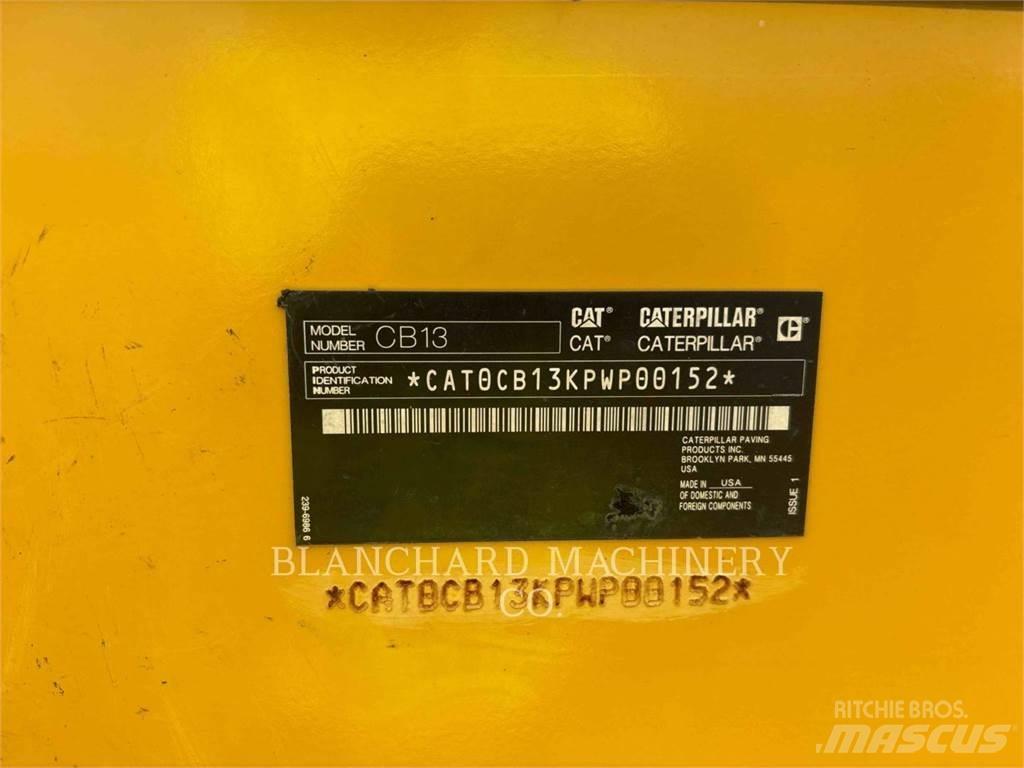 CAT CB13 Котки тротуарні